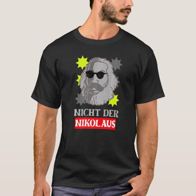 Camiseta Karl Marx Motif Não É O Capitalismo De Papai Noel (Frente)
