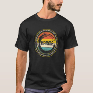Camiseta Karma O Que Vem Por Aí Passa Pelo Direito Universa