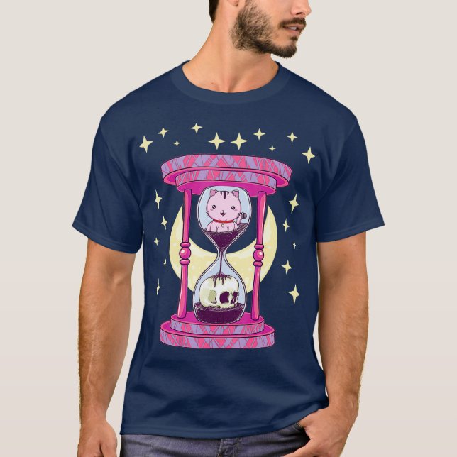 Camiseta Kawaii Pastel Goth Hourglass with Cat Skull Goth (Frente)
