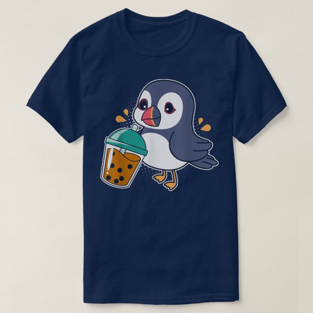 Camiseta Kawaii Puffin Bird Bebendo Boba - Bubble Tea (Frente do Design)