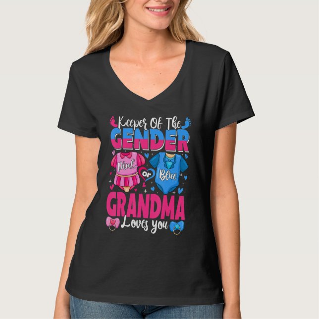 Camiseta Keeper Of Gender Grandma Loves You Pink Or Blue Ba (Frente)