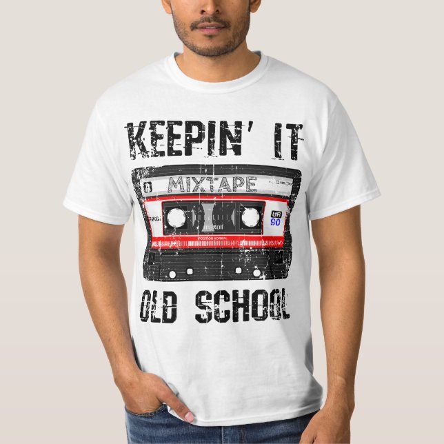 Camiseta Keepin It Old School 80s and 90s Hip Hop  (Frente)