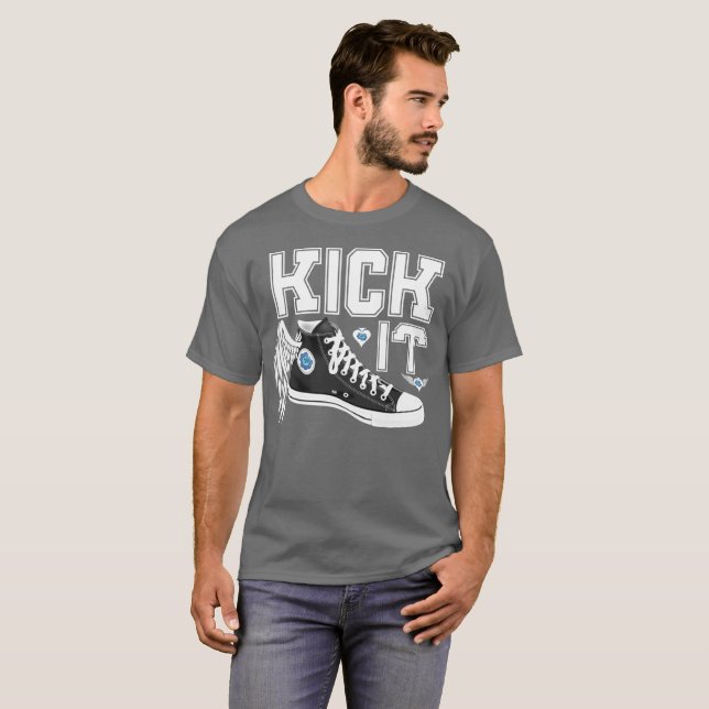 Camiseta Kick It Sneaker Classe Typografia T Shirt (Frente Completa)