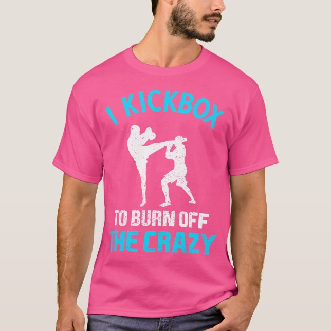 Camiseta Kickboxer Combatendo Artes Marciais (Frente)