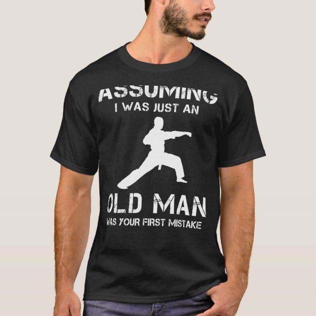 Camiseta Kickstart Chuckles com o nosso Tee Karate: Masteri (Frente)