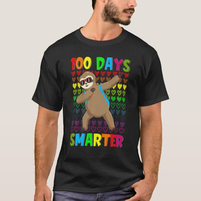 Camiseta Kids 100 Days Smarter Hearts Dabbing Sloth 100th D (Frente)