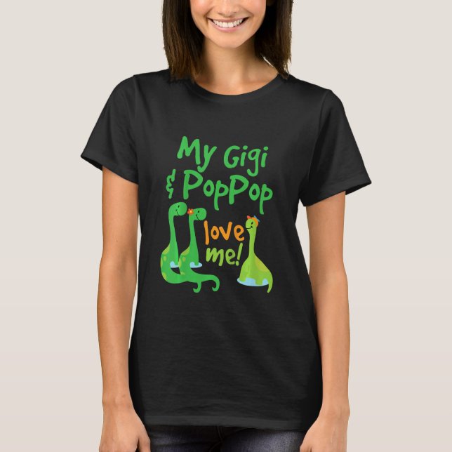 Camiseta Kids Gigi and PopPop Love Me Grandchild Dinosaur (Frente)