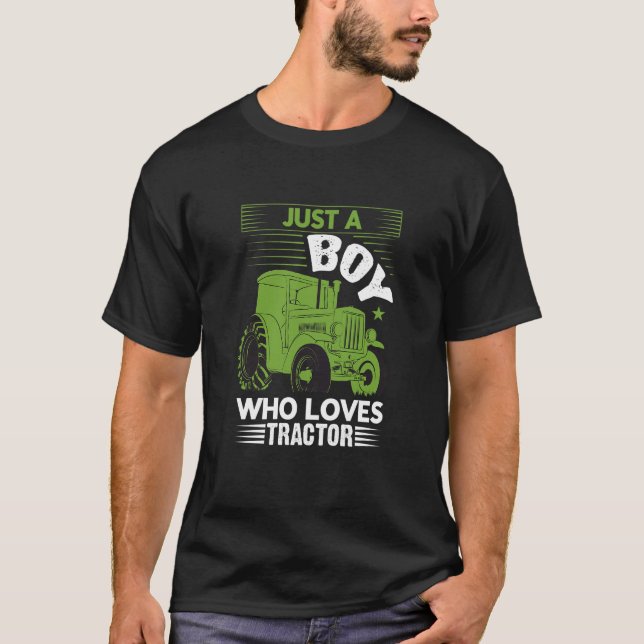 Camiseta Kids Just a Boy Who Loves Tractors  1 (Frente)