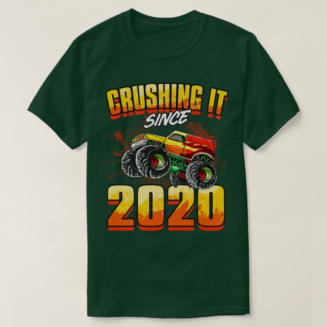 Camiseta Kids Monster Truck Crushing It Since 2020 Kids Bir (Frente do Design)