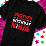 Camiseta Kids Ninja Party Karate Brother de Birthday Ninja<br><div class="desc">Este Irmão da design de aniversário Ninja é perfeito para um tema de festa de aniversário ninja da família. Apresenta símbolo japonês para Ninjutsu com o cartoon ninja jogando estrelas o aniversariante ou garota vai amar! Este design de aniversário ninja para o irmão do ninja de aniversário que gosta de...</div>