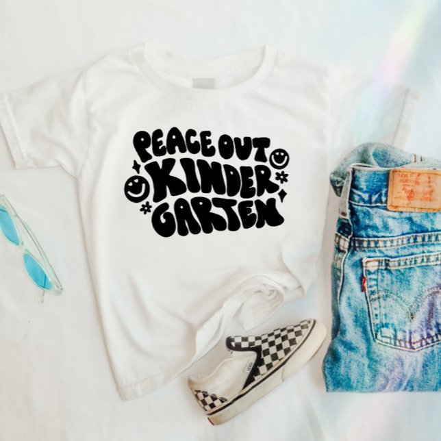 Camiseta Kids Peace Out Kindergarten T-shirt (Criador carregado)
