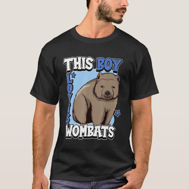 Camiseta Kids Wombat Cita Austrália Esse Menino Adora Mulhe (Frente)