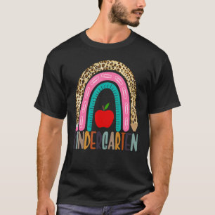 Camiseta Kindergarten Rainbow Girls Boys Teacher Team Kinde