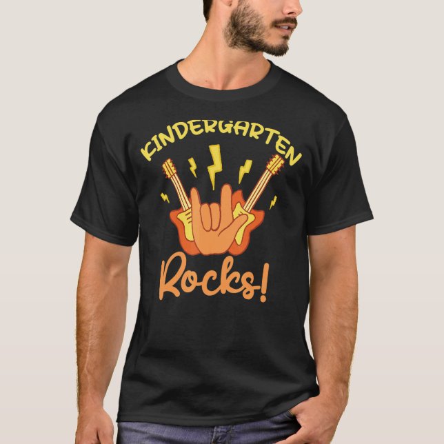 Camiseta Kindergarten Rocks (Frente)