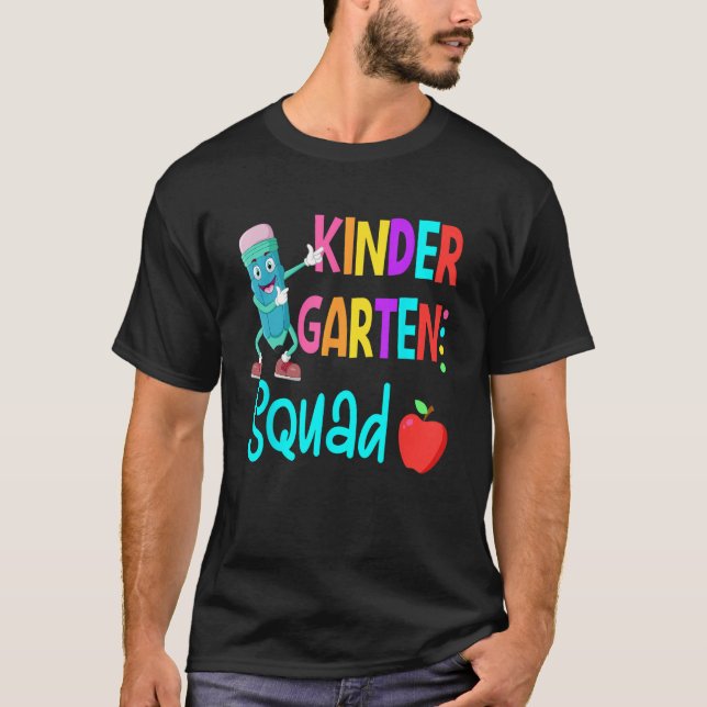 Camiseta Kindergarten Squad First Teacher Student Team Back (Frente)