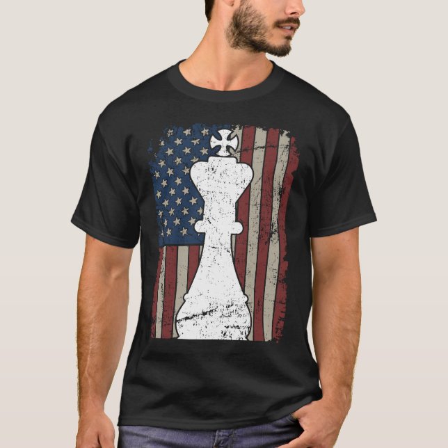 Camiseta King Chess Piece USA Flag  Mens Womens Chess Playe (Frente)