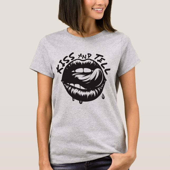 Camiseta Kiss and Tell: Halloween Lips Tee (Frente)