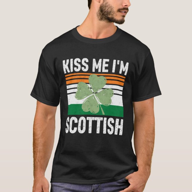 Camiseta Kiss Me I m Scottish Saint Patrick s Day (Frente)