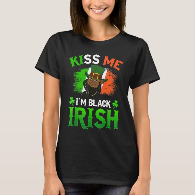 Camiseta Kiss Me I'm Black Irish St Patricks Day American A (Frente)