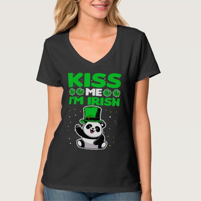 Camiseta Kiss me I'm Irish Lucky Panda Leprechauns St Patri (Frente)