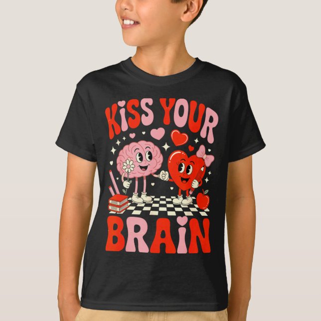 Camiseta Kiss Your Brain Women Valentine's Day Retro School (Frente)