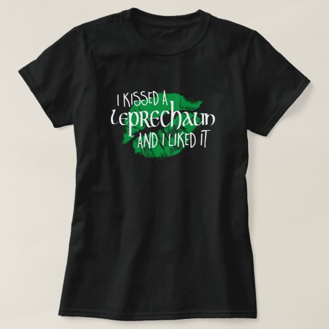 Camiseta Kissed Leprechaun Gostou De Um Dia de São Patrício (Frente do Design)