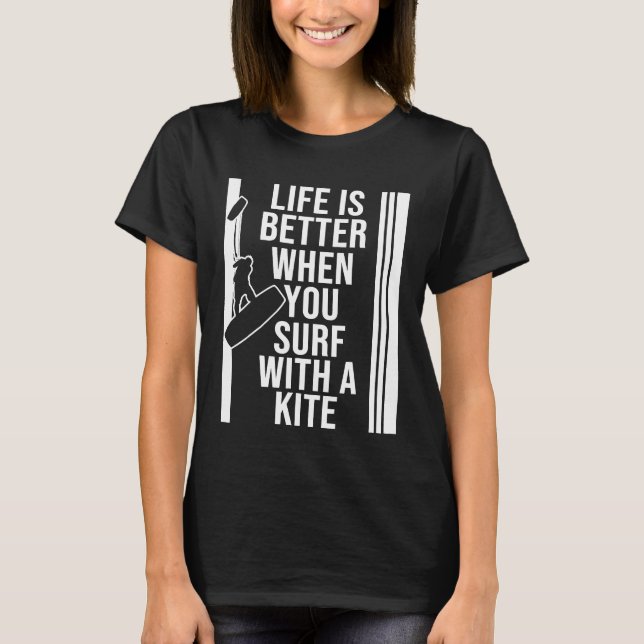 Camiseta Kiteboard Kitesurfer Surf com um Carro Embarcado (Frente)