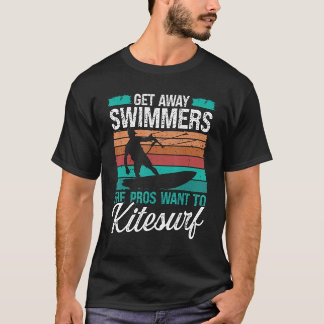 Camiseta Kiteboarder Humor Get away Swimmers Funny Kitesurf (Frente)