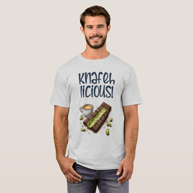 Camiseta Knafehlicy Chocolate Kunafa Pistachio Café (Frente Completa)