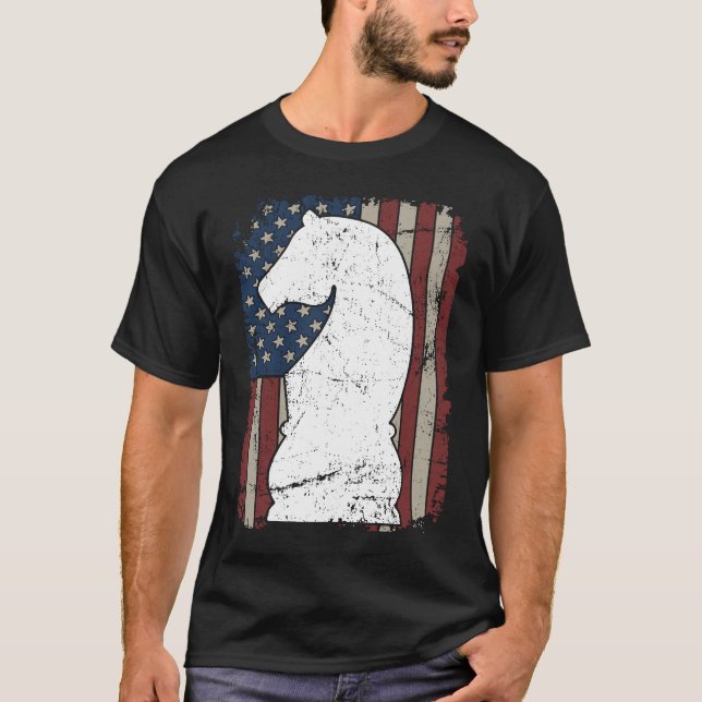 Camiseta Knight Chess Piece USA Flag  Mens Womens Chess Pla (Frente)