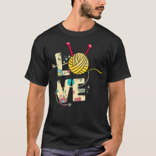 Camiseta Knitter Design Knitter Crochet Love Knit e Croc