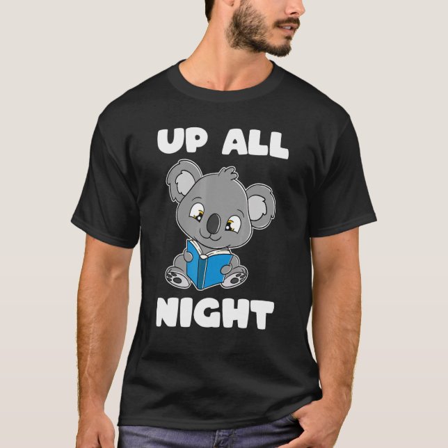 Camiseta Koala Bear Lendo O Livro Durante A Noite E (Frente)