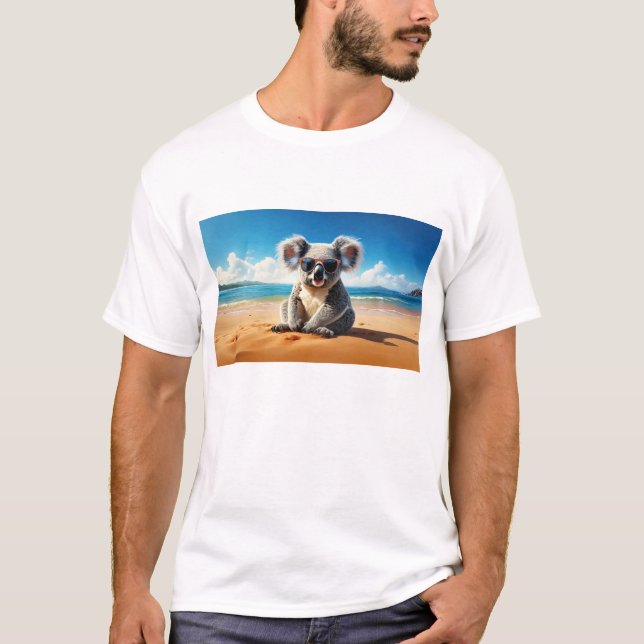 Camiseta Koala em uma praia arenosa (Frente)
