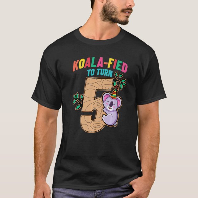Camiseta Koalafil Transformou 5 Festas de aniversário De 5  (Frente)
