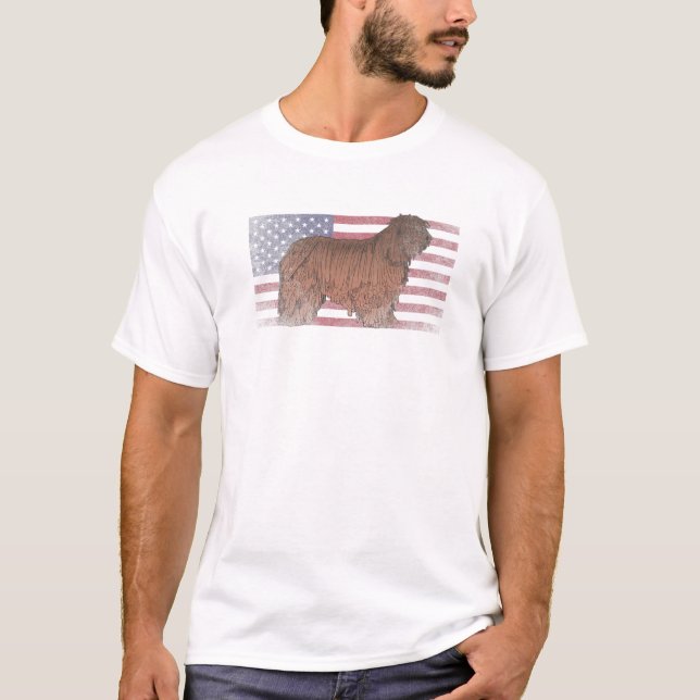 Camiseta Komondor Dog 4 De Julho América Flag América EUA (Frente)