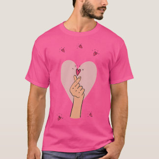 Camiseta Kpop Heart Love Tee Finger Atravessou K-Drama K-Po