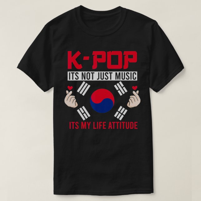 Camiseta Kpop is not just music Kpop Merch Merchandise Gift (Frente do Design)
