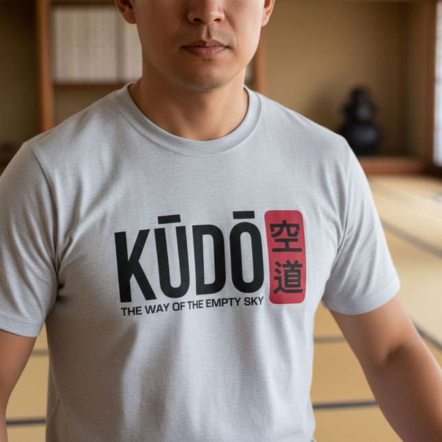 Camiseta Kudo – Minimal Japanese Martial Arts Emblem (Criador carregado)