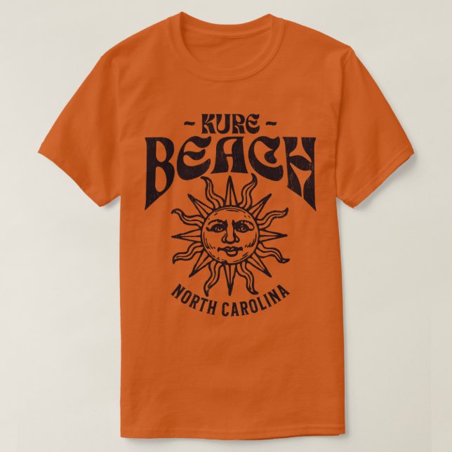 Camiseta Kure Beach NC Summertime Vacating Watchful Sun (Frente do Design)