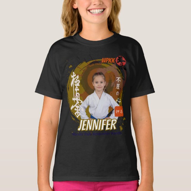 Camiseta Kyokushin Girl Brown Belt Personalized Team (Frente)