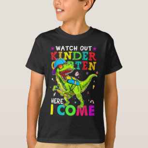 Camiseta Lá Fora O Jardim De Infância, Eu Venho Dinossauros