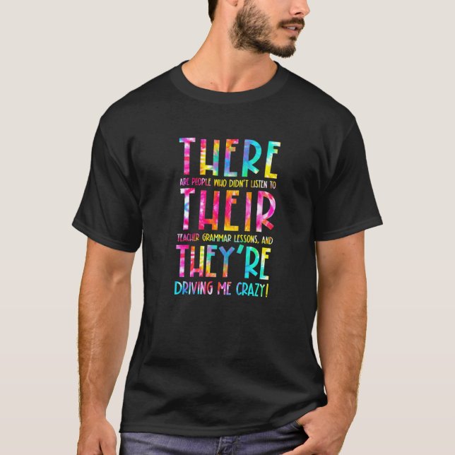 Camiseta Lá Seu Eles São Professor De Gramática Inglesa De  (Frente)