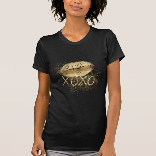 Camiseta Lábios Dourados Beijam o Glitter Dourado XOXO (Frente)