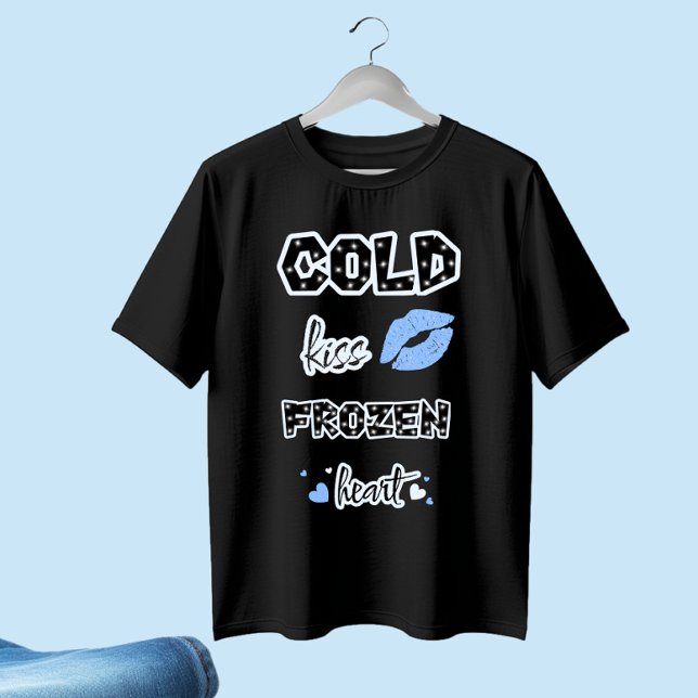 Camiseta Lábios e corações azuis (Criador carregado)