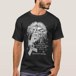Camiseta Lábios Gotejantes Borboletas Mulheres Conscientiza