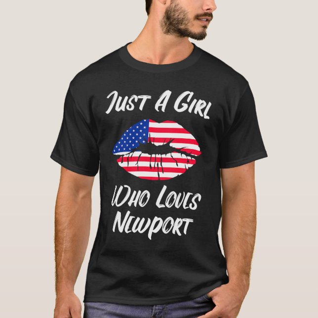 Camiseta Lábios Mouth Love American Flag Newport (Frente)