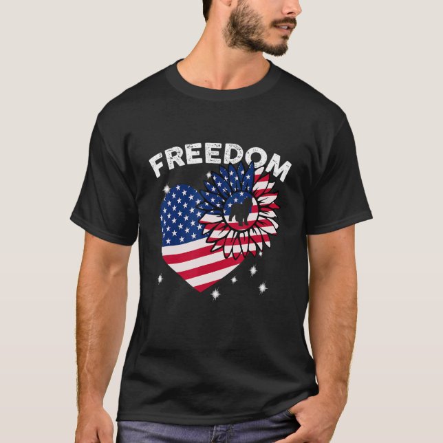 Camiseta Labradoodle Sunflower Heart American Flag Freedom (Frente)