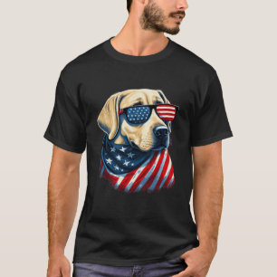 Camiseta Labrador Amarelo com bandeira Americana Patriótica