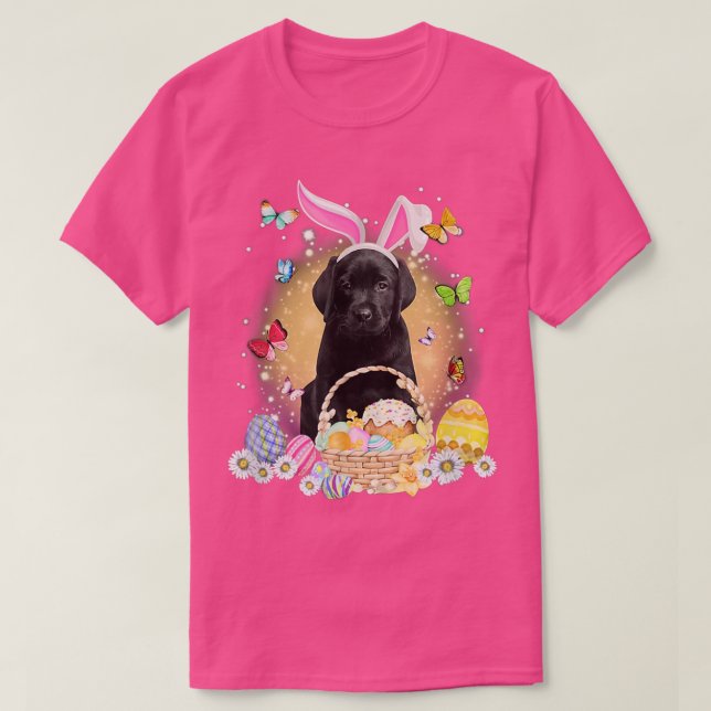 Camiseta Labrador Bunny Dog Com Cesta De Ovos De Páscoa  (Frente do Design)