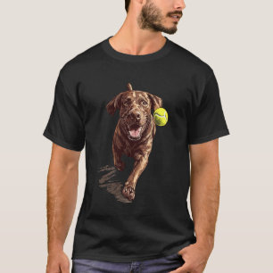 Camiseta Labrador Marrom Perseguindo Bola